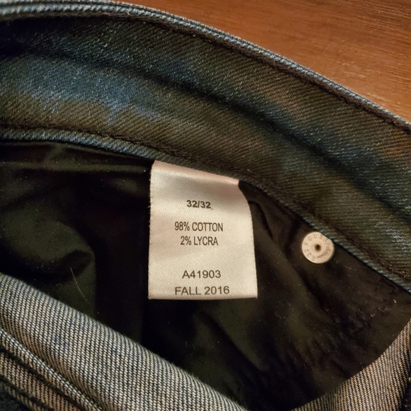 Guess Jeans - Picture 7 of 8